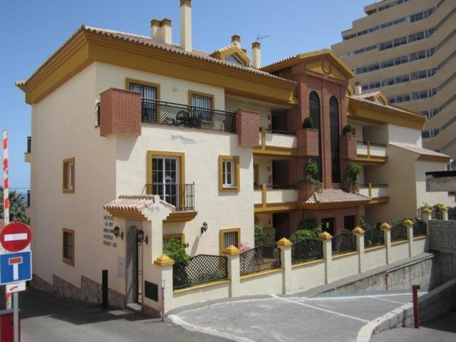Benalmadena Beach Apartamento Con Vistas Al Mar Y Parking Privado Incluido Exterior photo