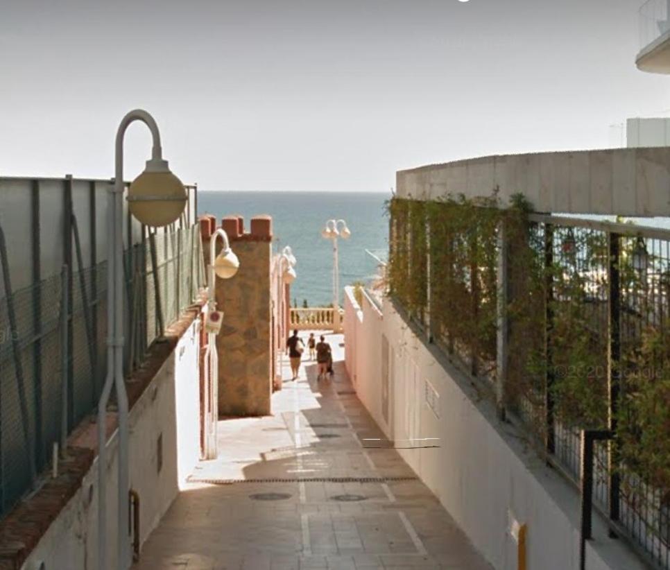 Benalmadena Beach Apartamento Con Vistas Al Mar Y Parking Privado Incluido Exterior photo