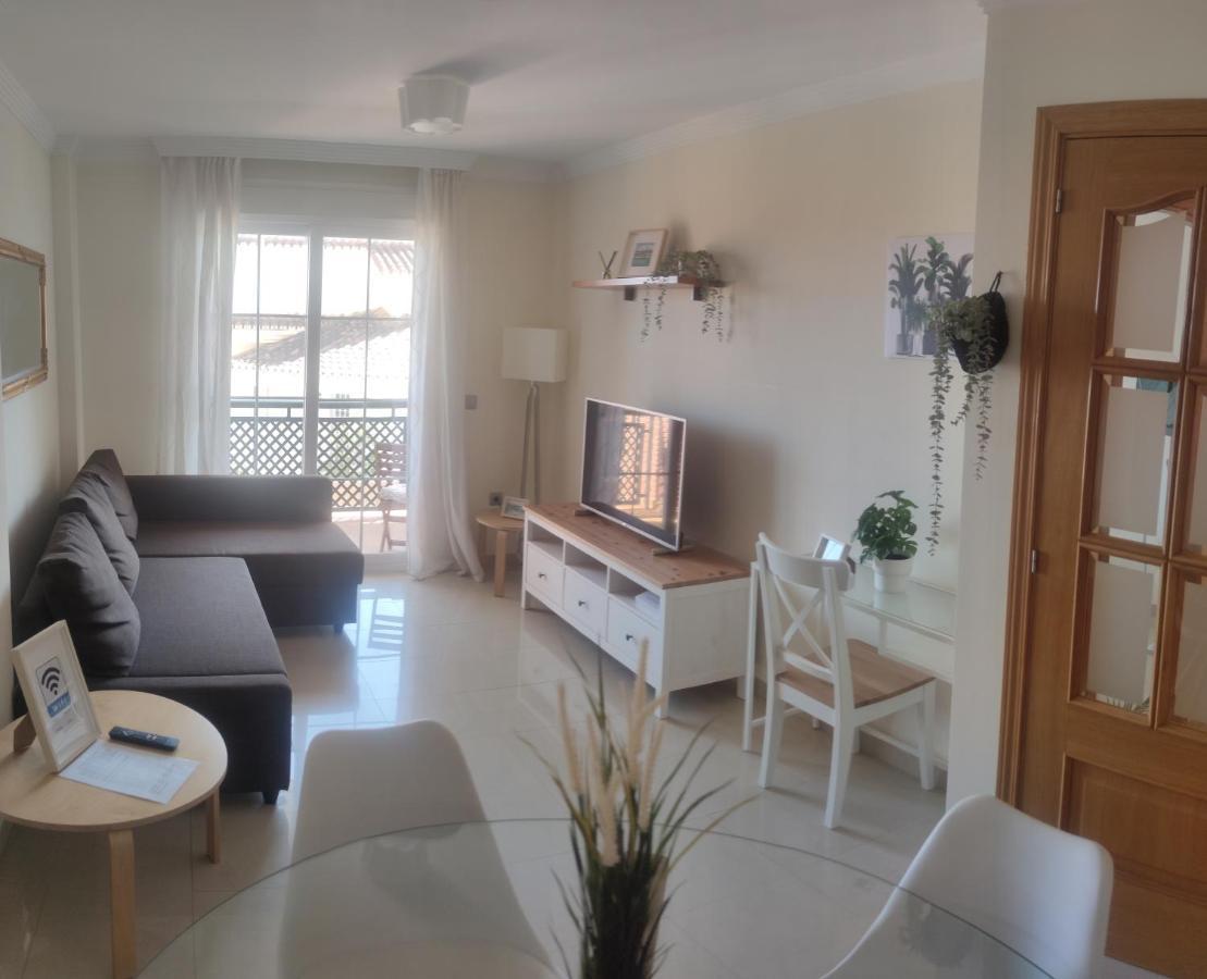 Benalmadena Beach Apartamento Con Vistas Al Mar Y Parking Privado Incluido Exterior photo