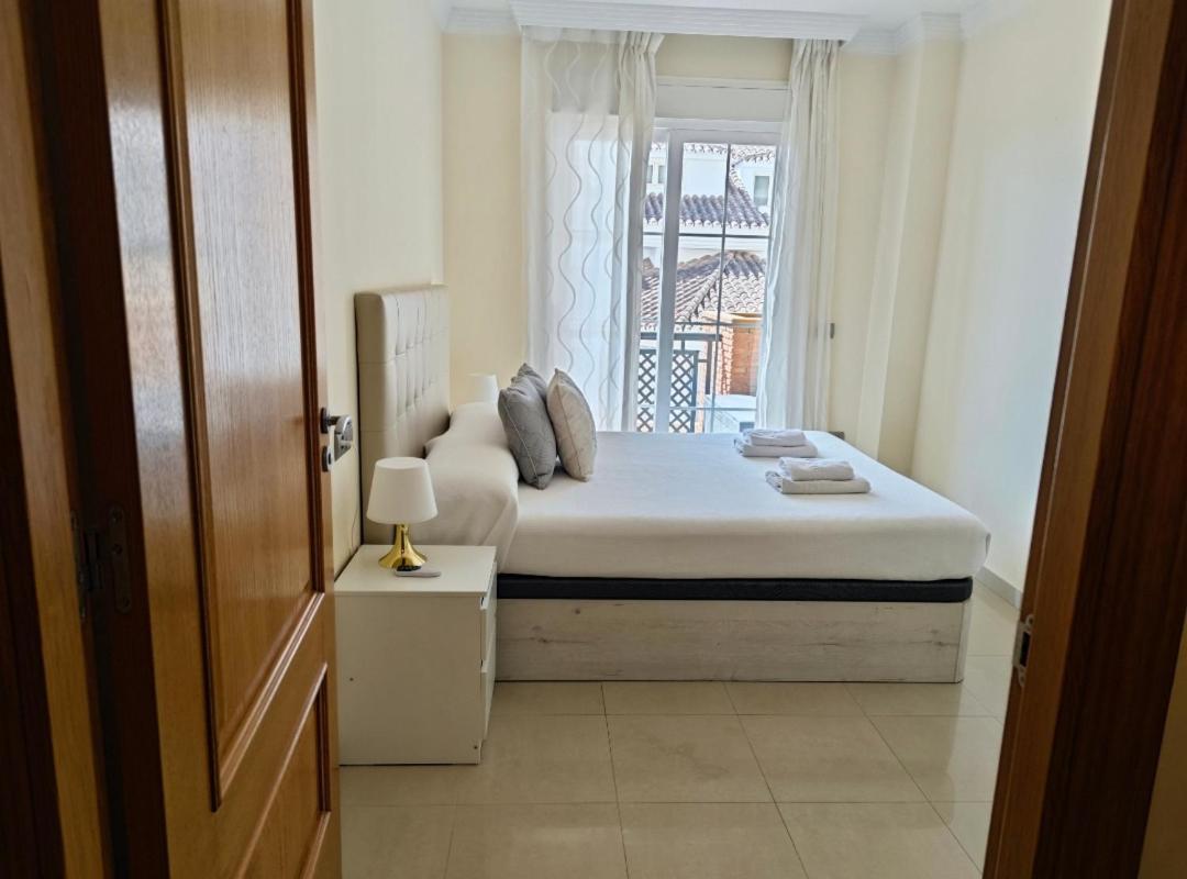 Benalmadena Beach Apartamento Con Vistas Al Mar Y Parking Privado Incluido Exterior photo